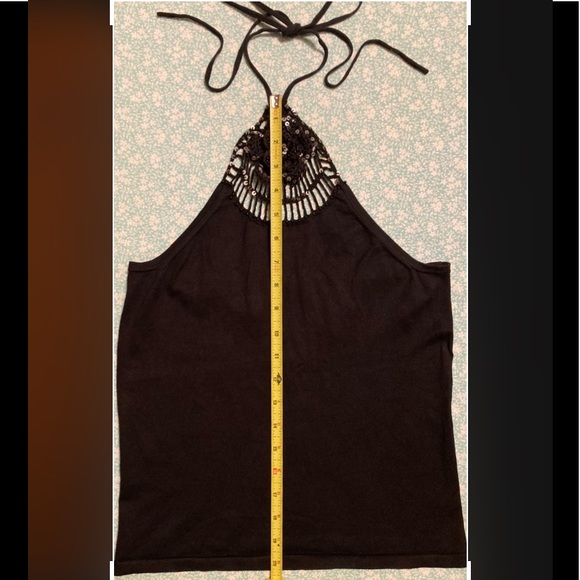 Vintage/Retro Halter w/ crocheted flower and sequins, Size: Medium - Picture 5 of 8